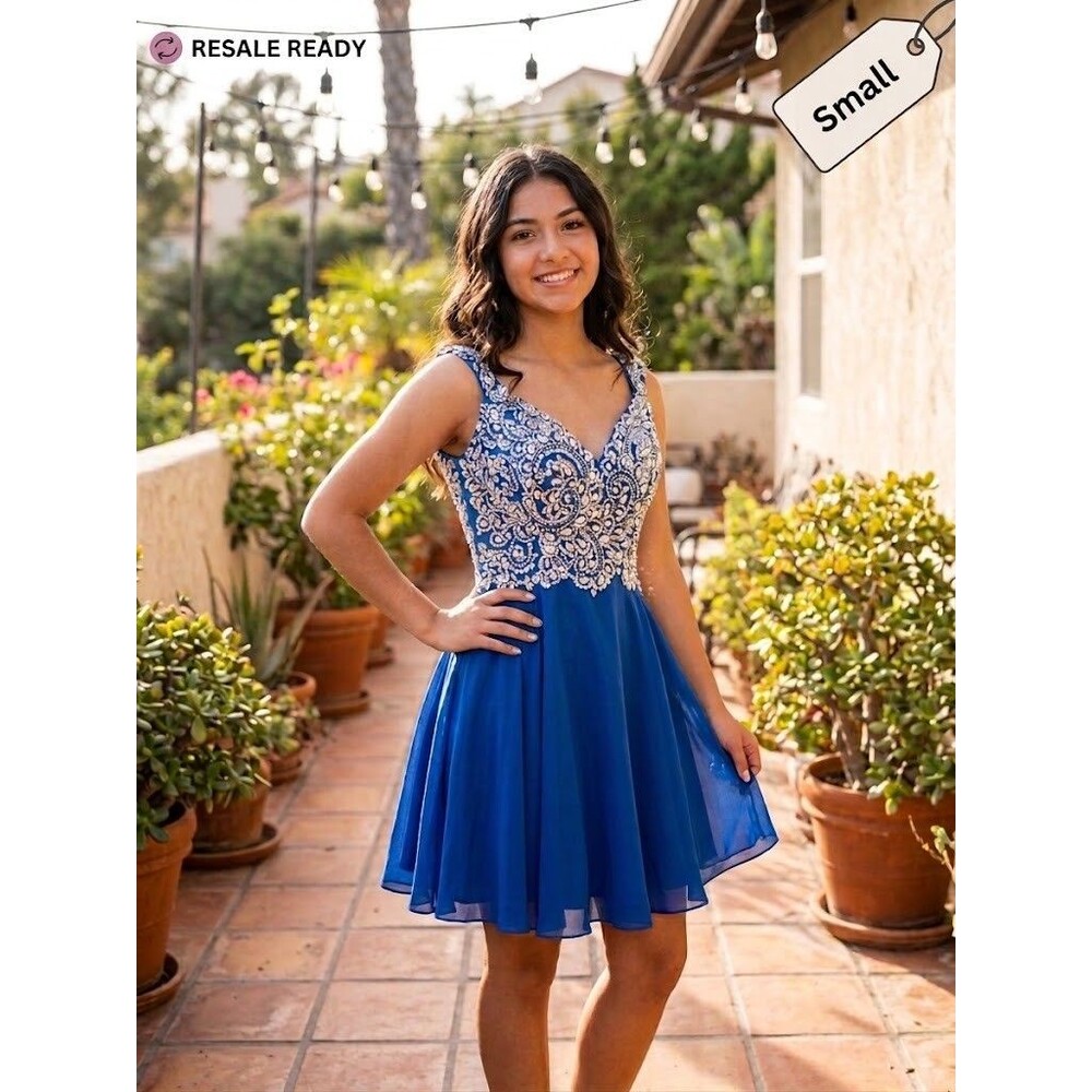 Dancing Queen Blue Rhinestone Beaded Sweetheart Mini Prom Dress size small